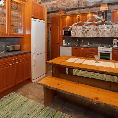 Villa Riekkoveska - Spacious 4br For Families *